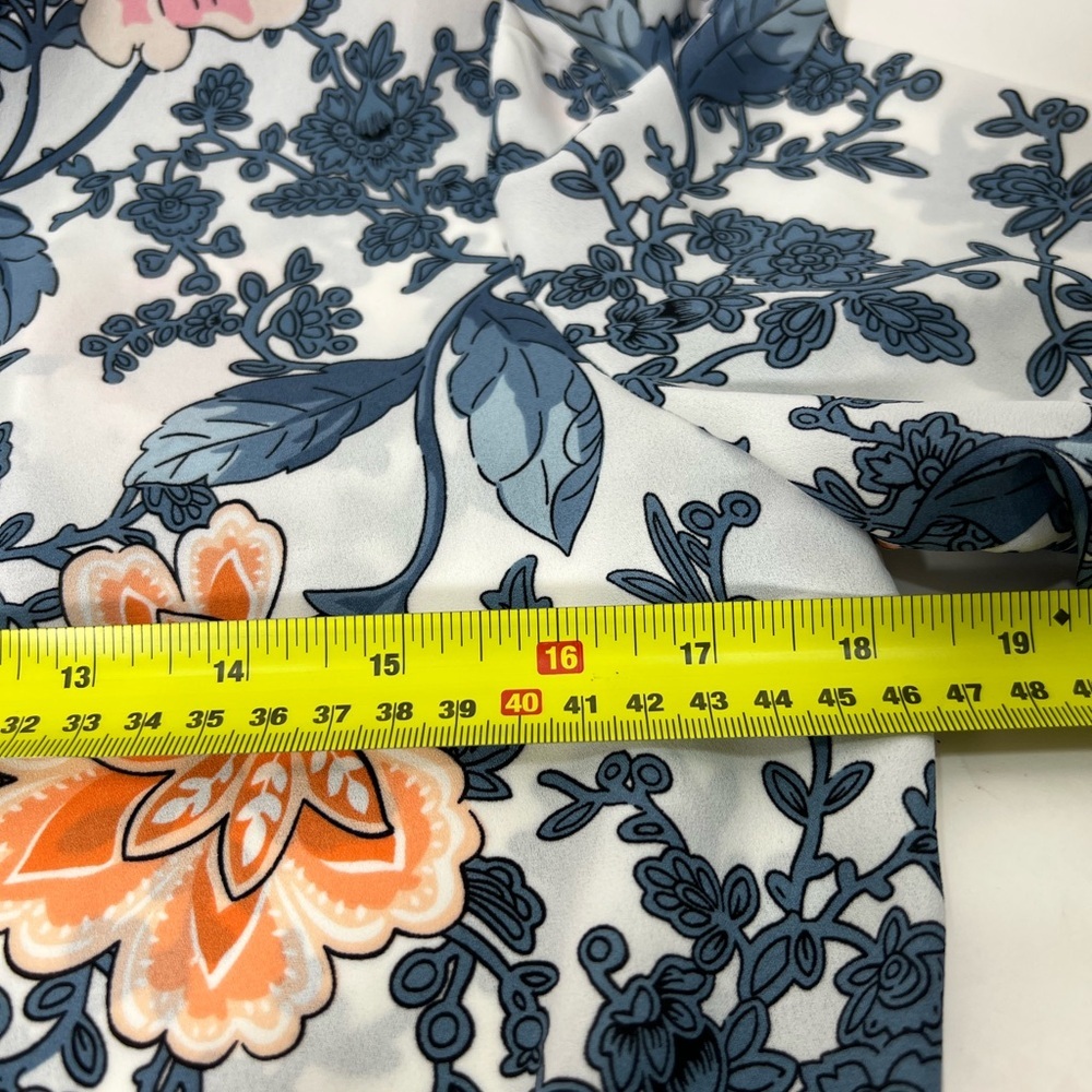 Tihari Floral Long Sleeve Button-Up Shirt - Picture 6 of 12